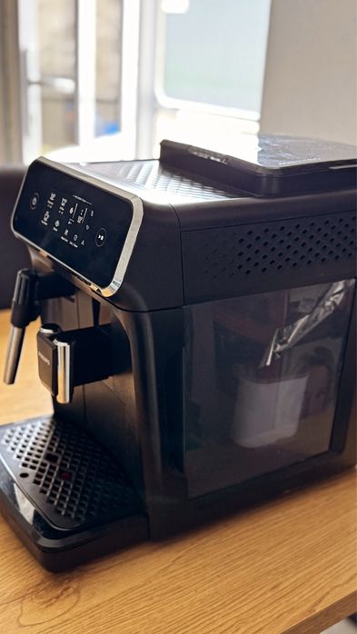 Espressor automat Philips Series 2200 – cafea de calitate acasă!