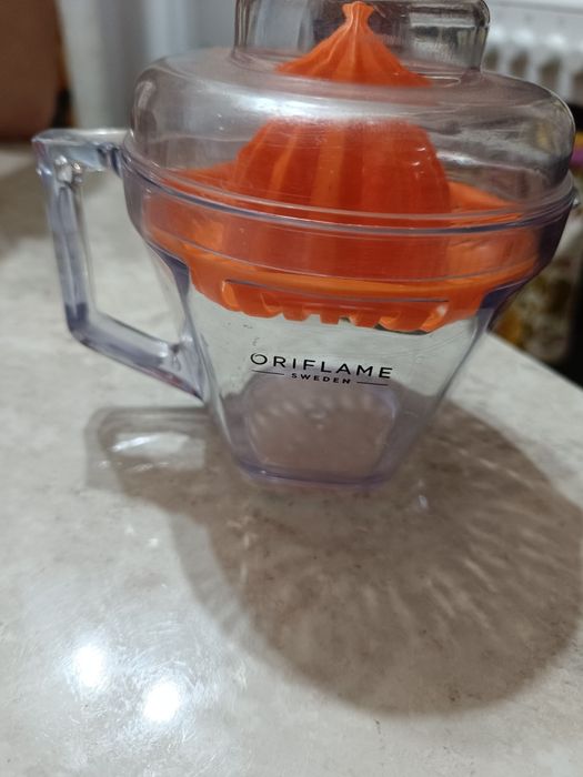 Ручная соковыжималка для цитрусов