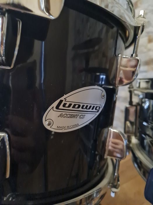 Барабани Ludwig Accent CS + чинели и хардуер