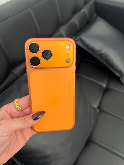 Phone 17 pro maks