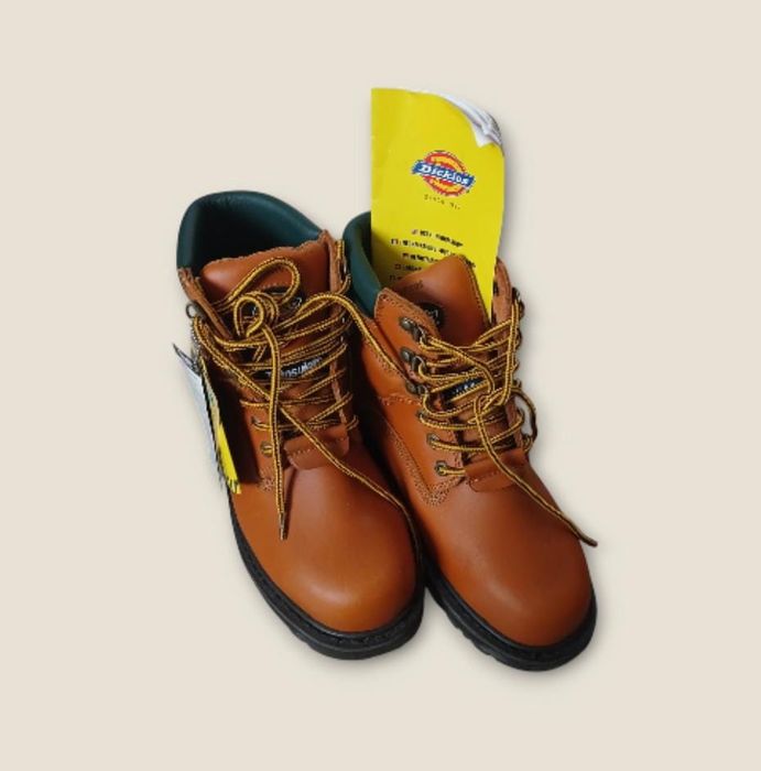 Продаю сапоги оригинальные