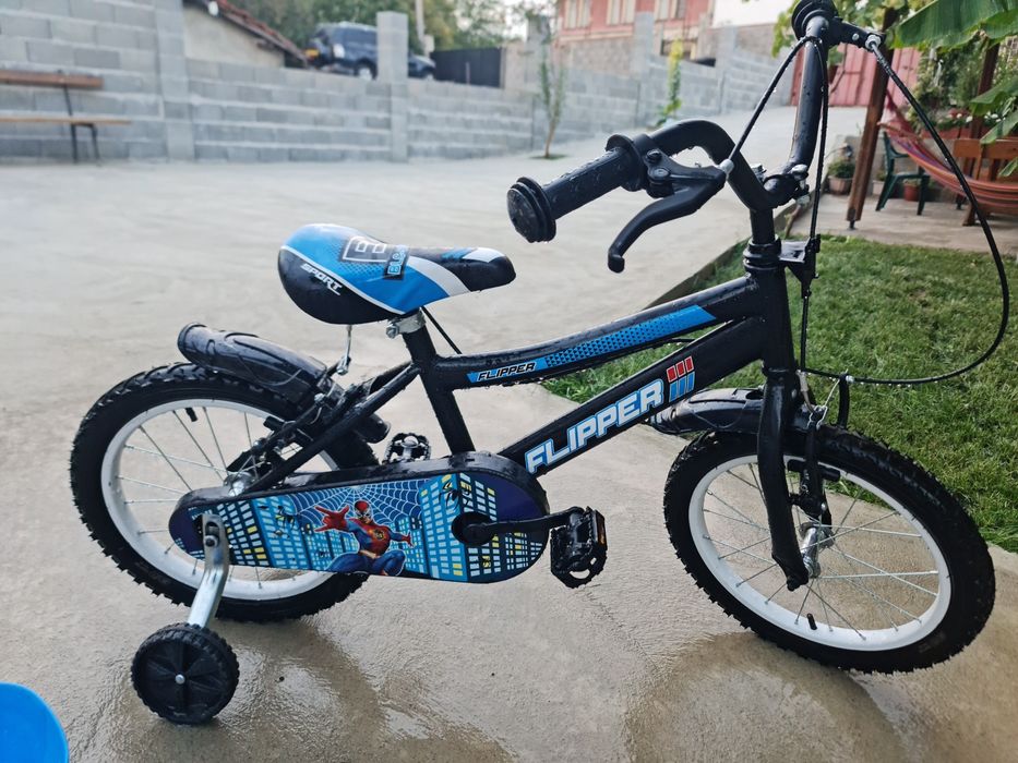 Детско   колелоо