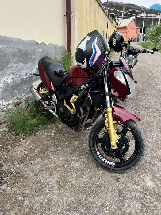 Suzuki gsx f600 sotiladi