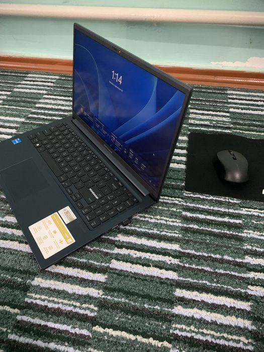 Noutbook Asus vivobook