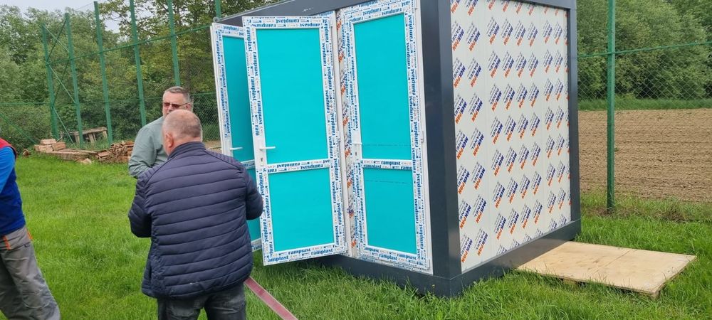 Vand container modular pe comanda