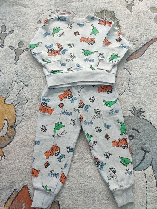 Детски  дрехи в отлично състояние.