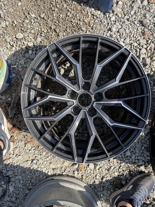 Джанта 5x112 R19 AEZ