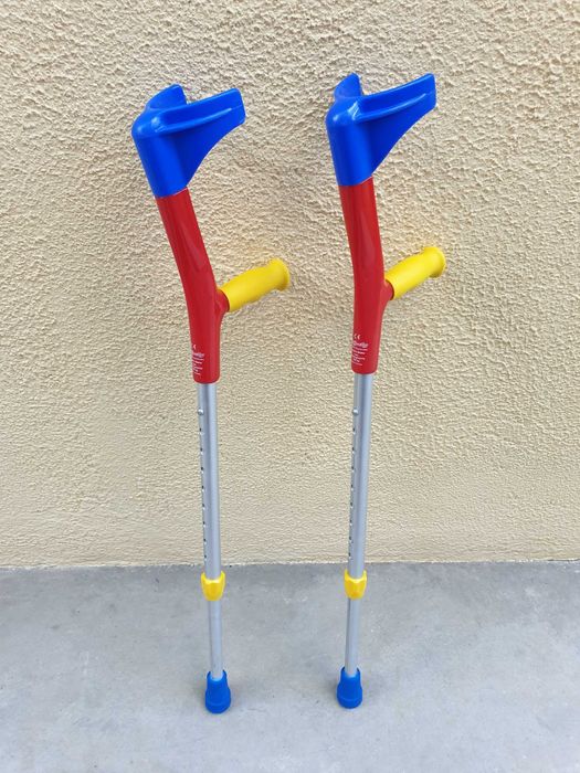 Set carje copii, antebrat, aluminiu, reglabile