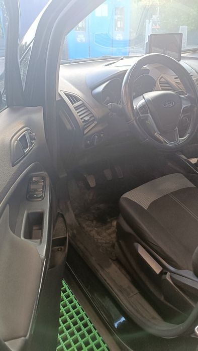 Ford EcoSport 1,0 benzina 125 CP