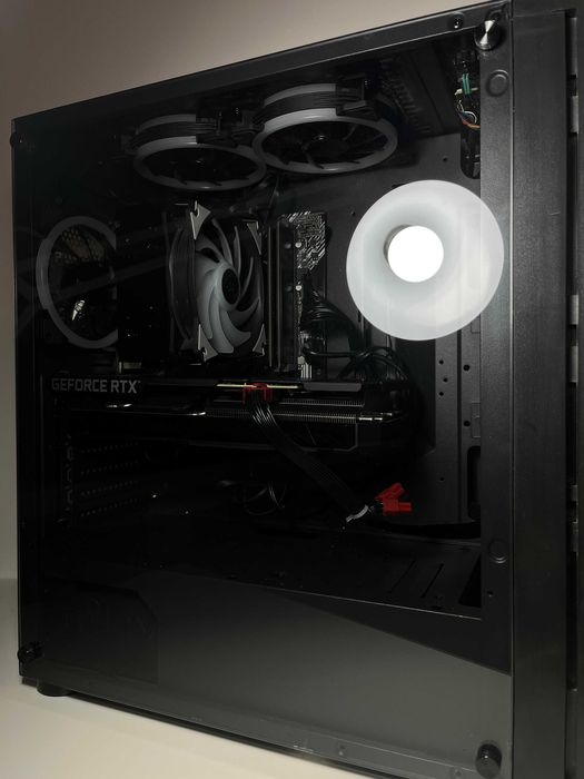 Sistem Desktop PC , procesor Intel Core i7-10700KF, 32GB memorie RAM, SSD 480GB + HDD 1TB, placă video NVIDIA GeForce RTX 3060 12GB