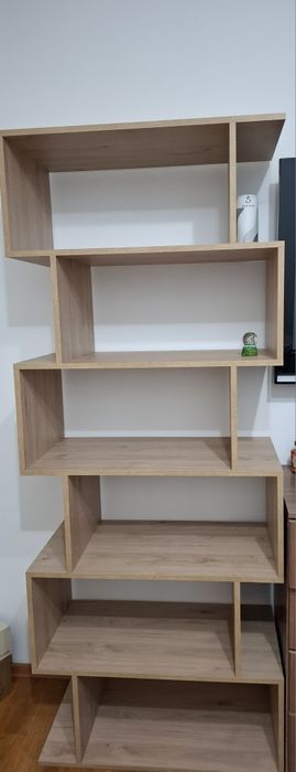 Заказной книжный шкаф