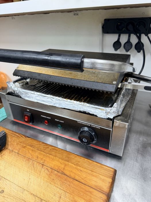 Грильница производственная для кафе