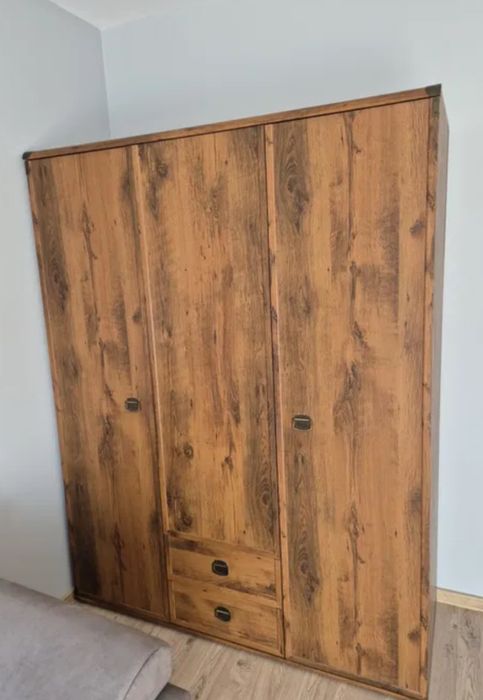 Dulap 3 usi Indiana nou