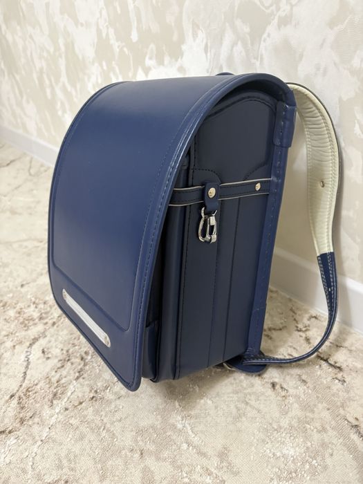 Японский школьный рюкзак рандосеру