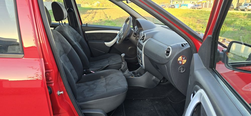Vând Dacia Logan Mcv