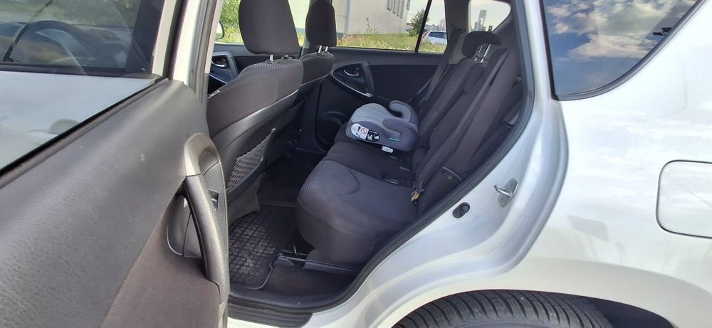 TOYOTA RAV4 2011 2.2 D-4D 150CP