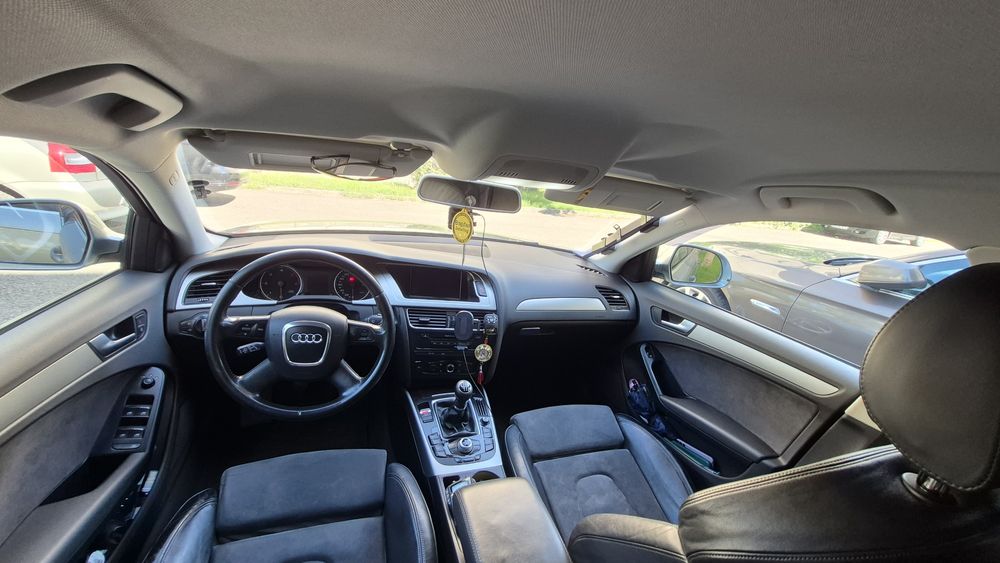 Vând Audi A4 B8 2009