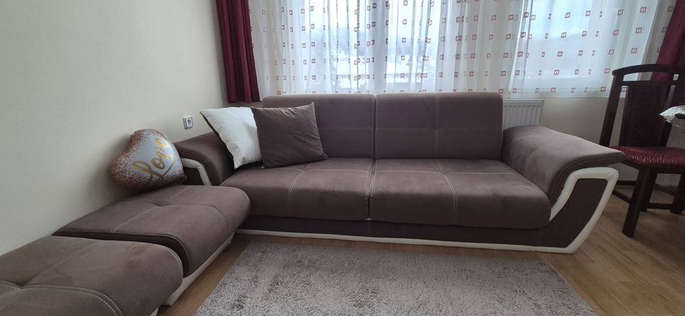 Диван с 3 табуретки