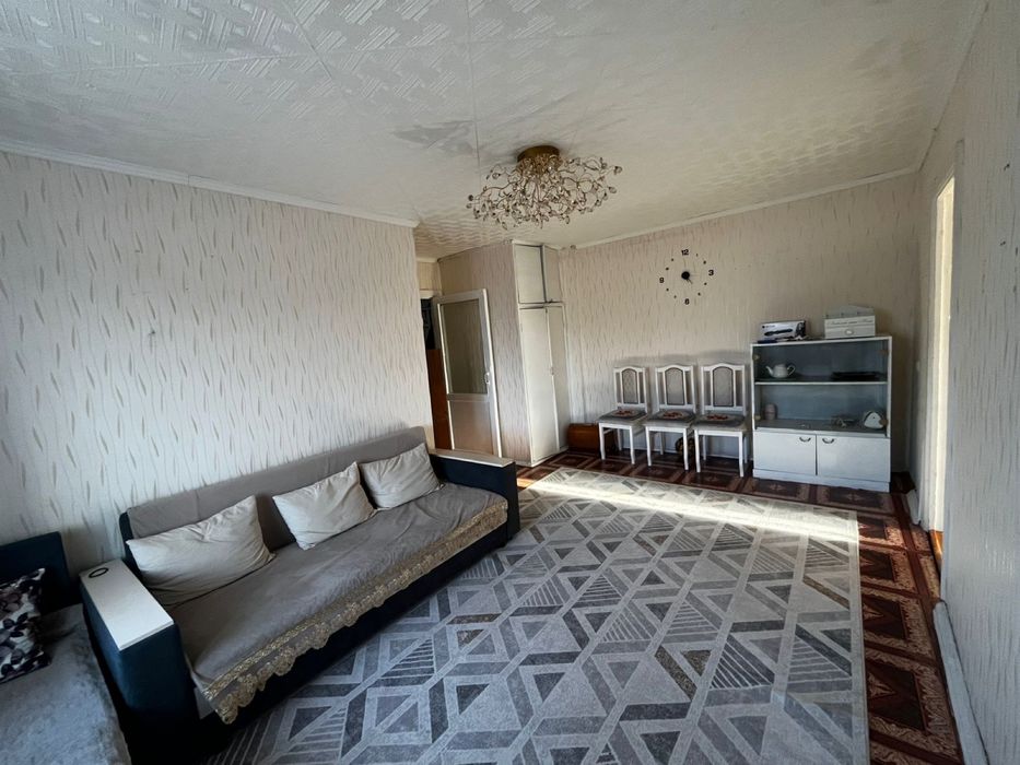 Продам 4 комнатную