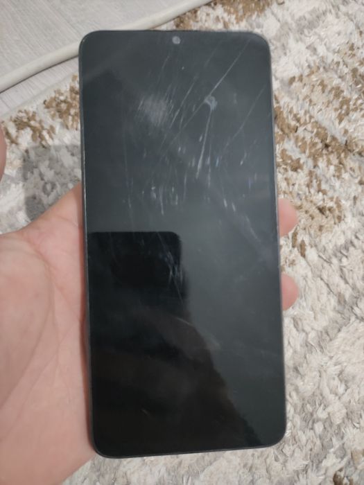 Продам телефоны Tecno spark 20 и Redmi not 12