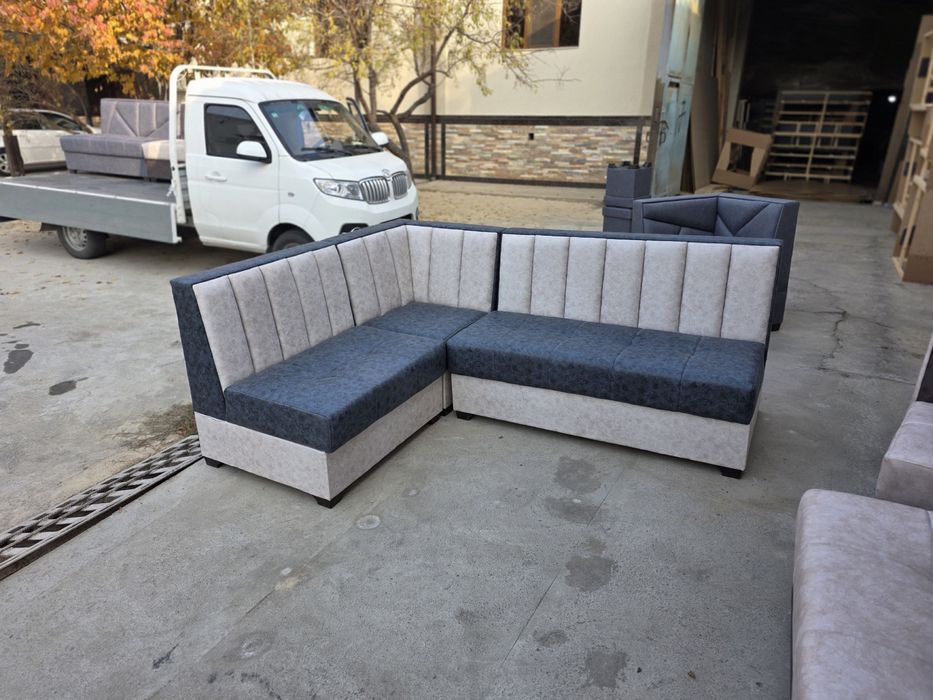 Кухонный уголок хай-тек