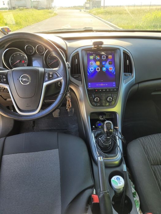 OPEL Astra 2013 — imagine 4
