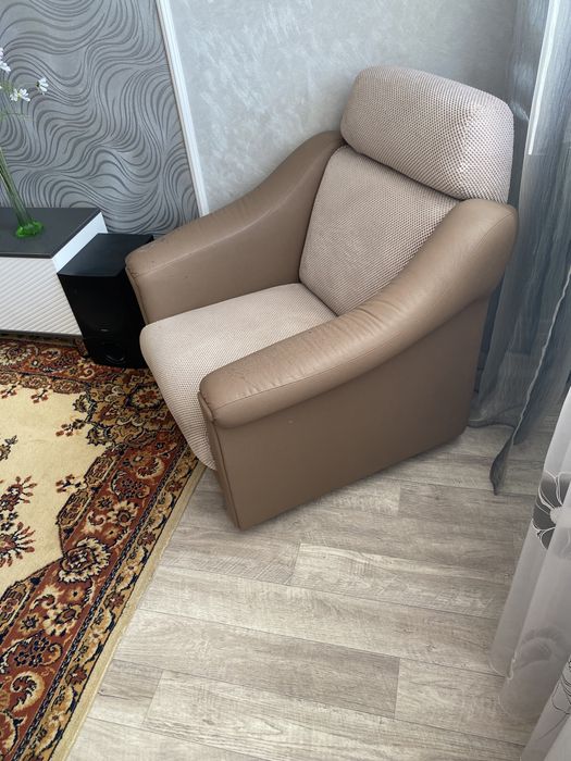 Кресло 2 шт продам бу