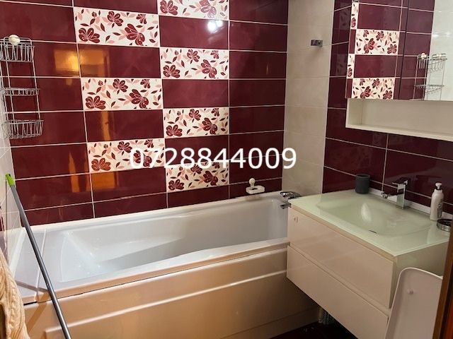 Proprietar, inchiriez 2 camere, centrala, Ramnicu Valcea, Dristor