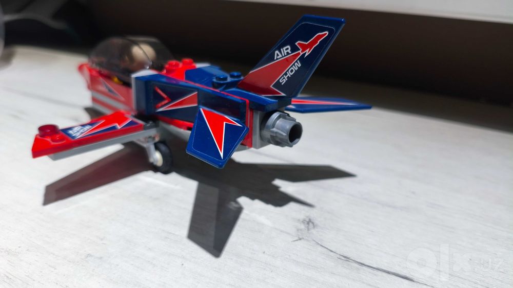 LEGO City 60177 Airshow Jet. Оригинал