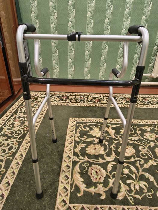 Ходунок для взрослых