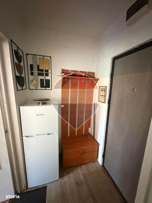 Garsoniera moderna, Astra!