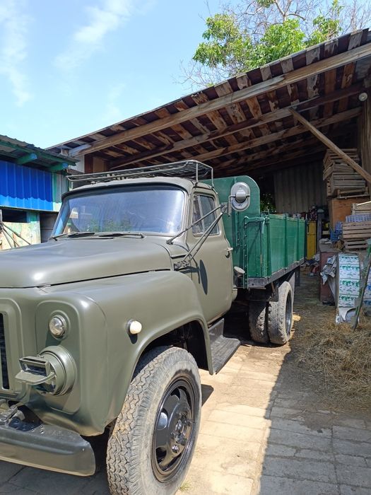 Продам бортовой ГАЗ 52