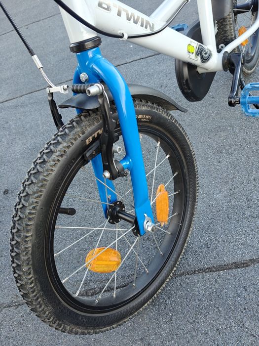 Bicicleta 16 inchi, 4-6 ani