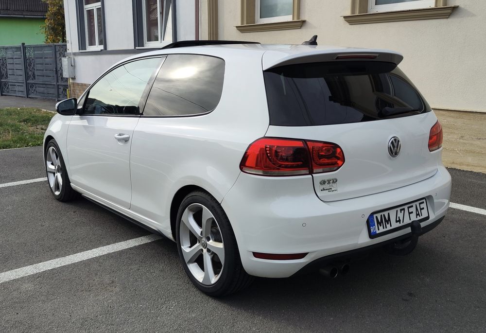 VOLKSWAGEN Golf 2012 — imagine 3