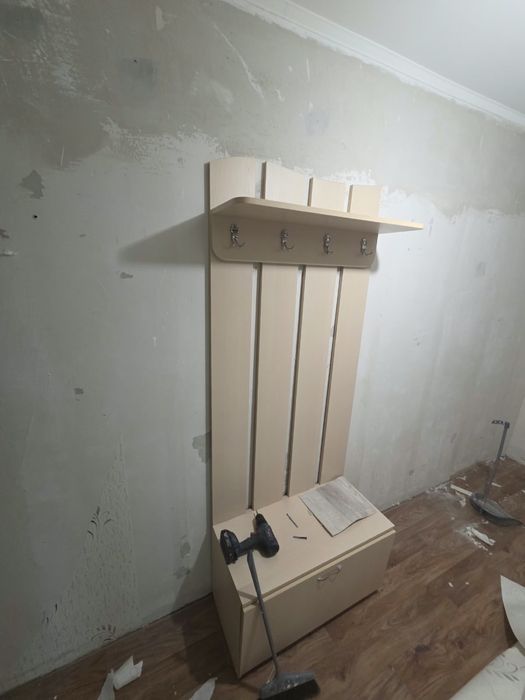Прихожая продам, усолка