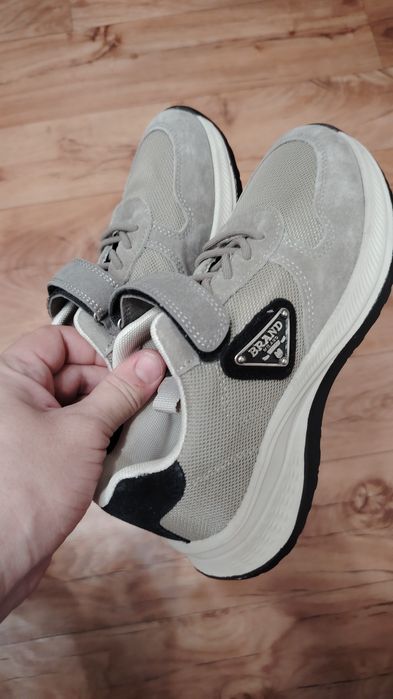 Кроссовки 35 размер