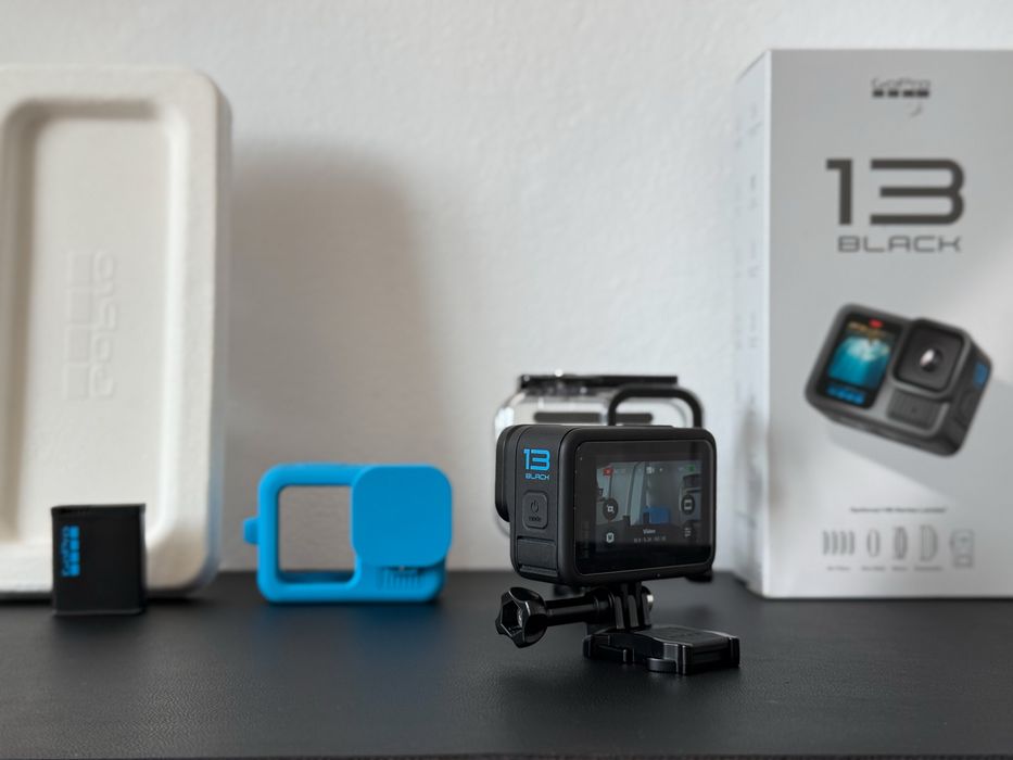 Camera video sport GoPro Hero 13 Black 5.3K 60FPS – stare impecabilă, ca nouă + accesorii gen Dji Action / Insta X4 X5