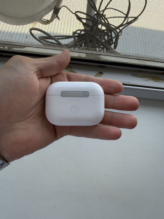Air pods 2 pro хорошем состоянии