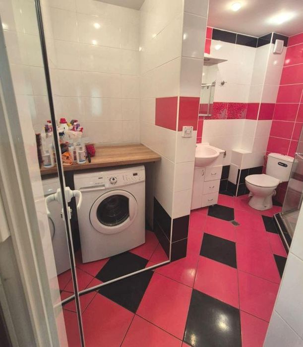 Дава се под наем Тристаен апартамент в Варна, Цветен квартал - 95 кв.м за 650 € - Снимка #7