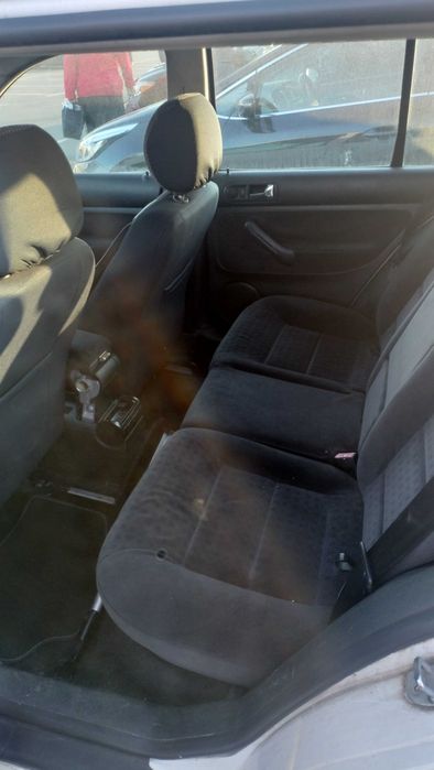 Vand golf 4 break, an 2002 ,schimbat abreaj,1200 euro