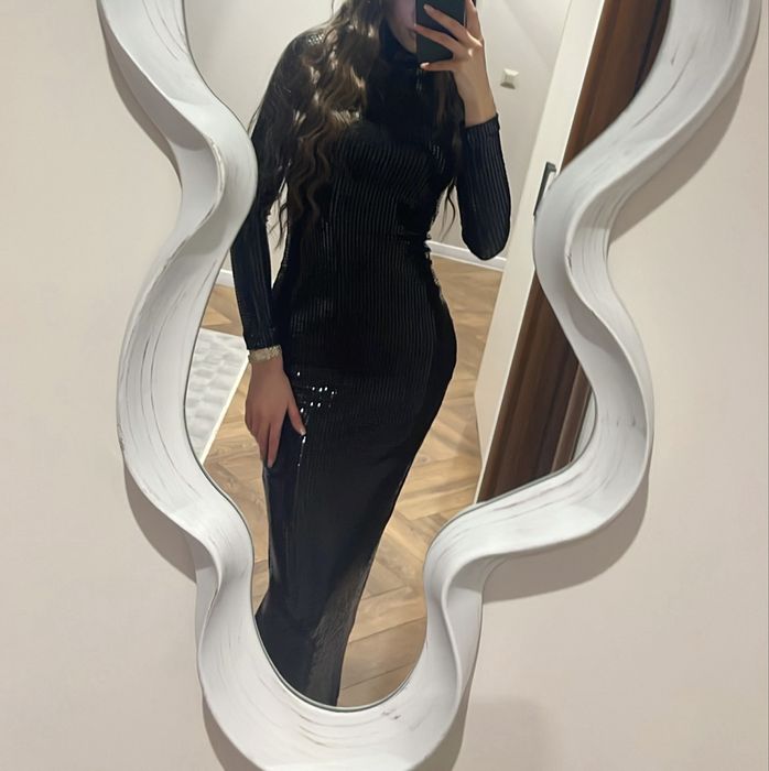 Рокля  на  zara.