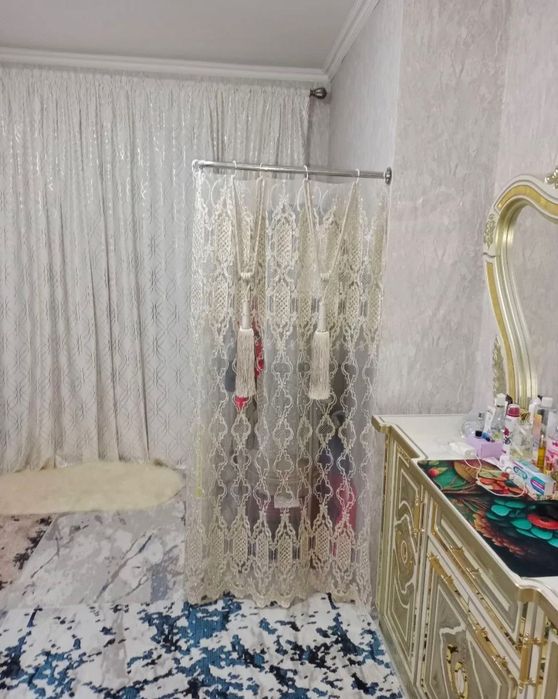 Срочно квартира сотилади арзон нархда 2 хоналик барча жихозлари бн