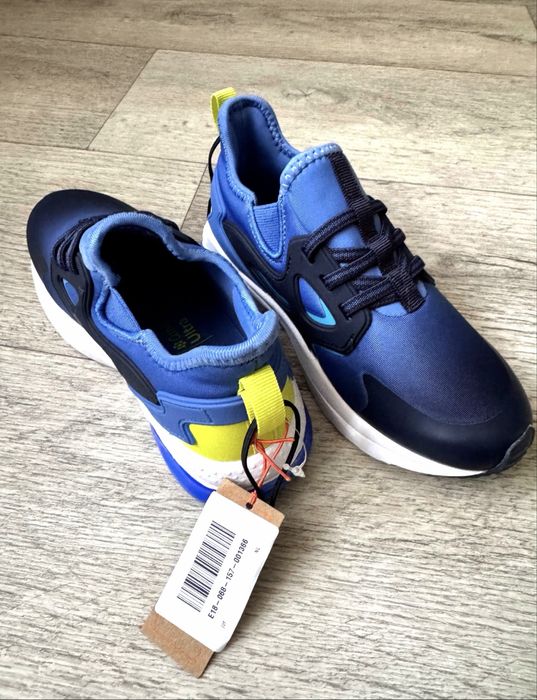 Кроссовки новые 32 р.