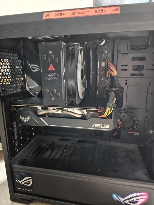 Компютър с 1660 и i5 10th gen, 16gb ram