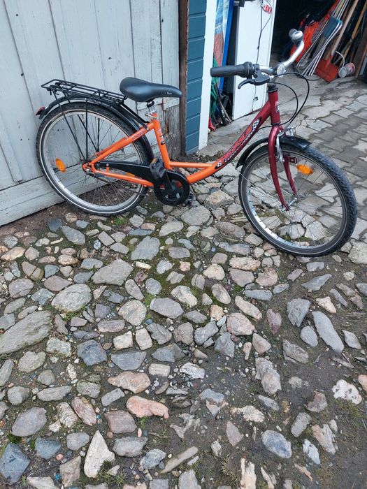 Vând bicicleta de copii