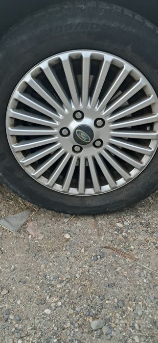 Форд Мондео 2.0  2008.