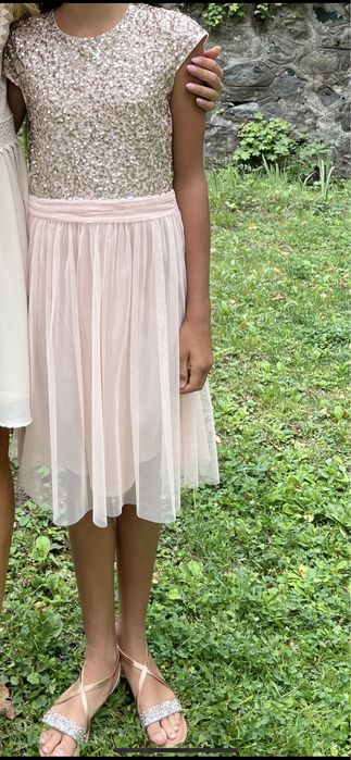 Рокля от next на марката Lipsy