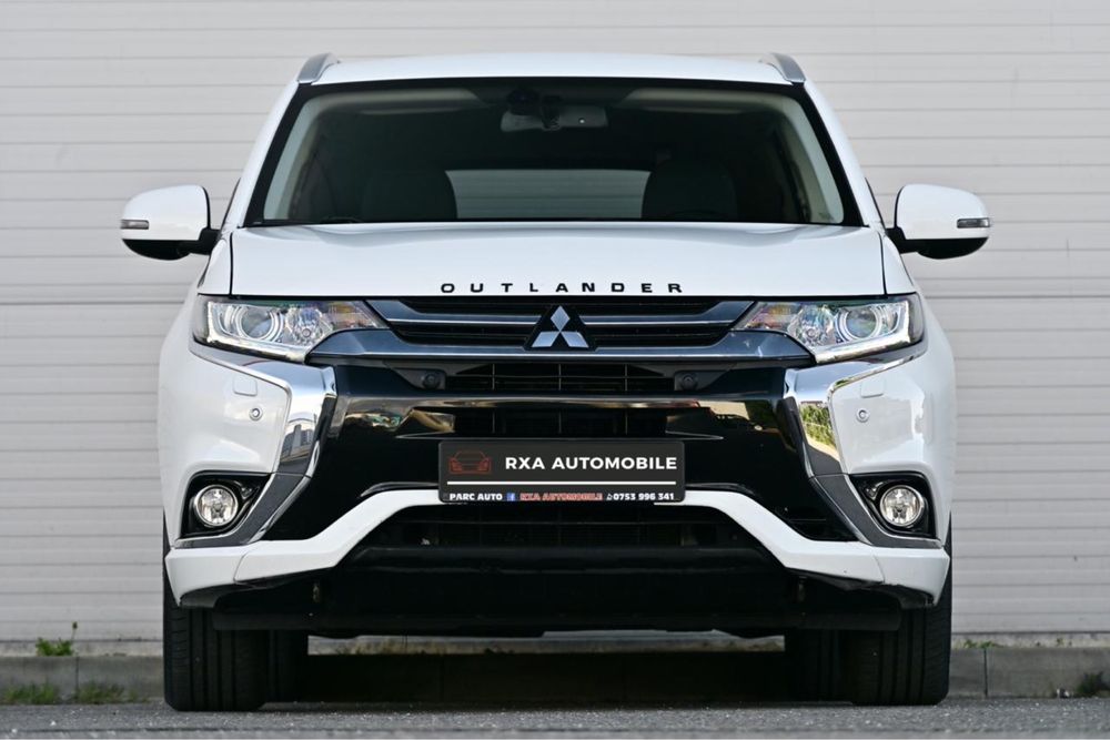 Mitsubishi Outlander 2.0 PHEV Plug In Hybrid 203 C.P. 12.2015 Euro6