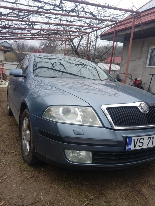 Vând Skoda Octavia