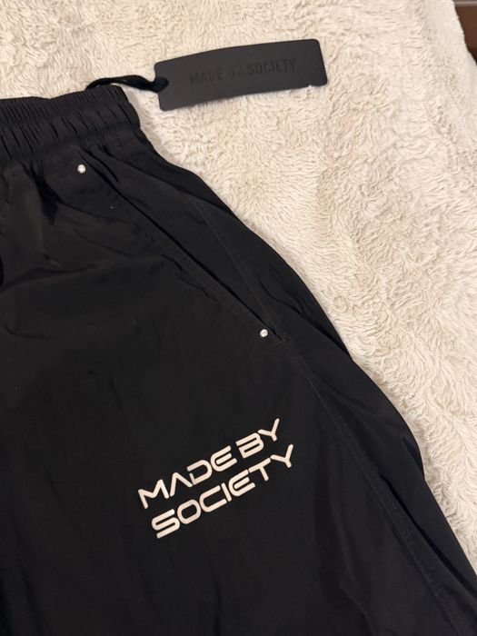 pantaloni made by society